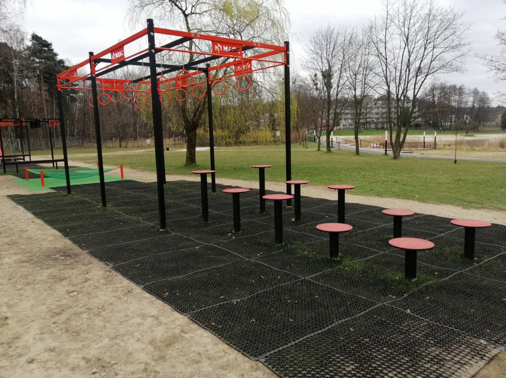 profesjonalne tory przeszkód OCR 100